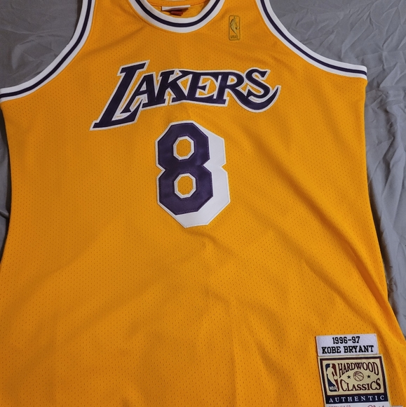 Los Angeles Lakers Kobe Bryant jersey retro